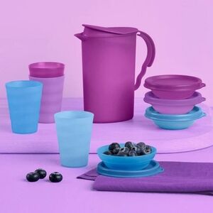 TUPPERWARE  Impressions  tumbler and pitcher set